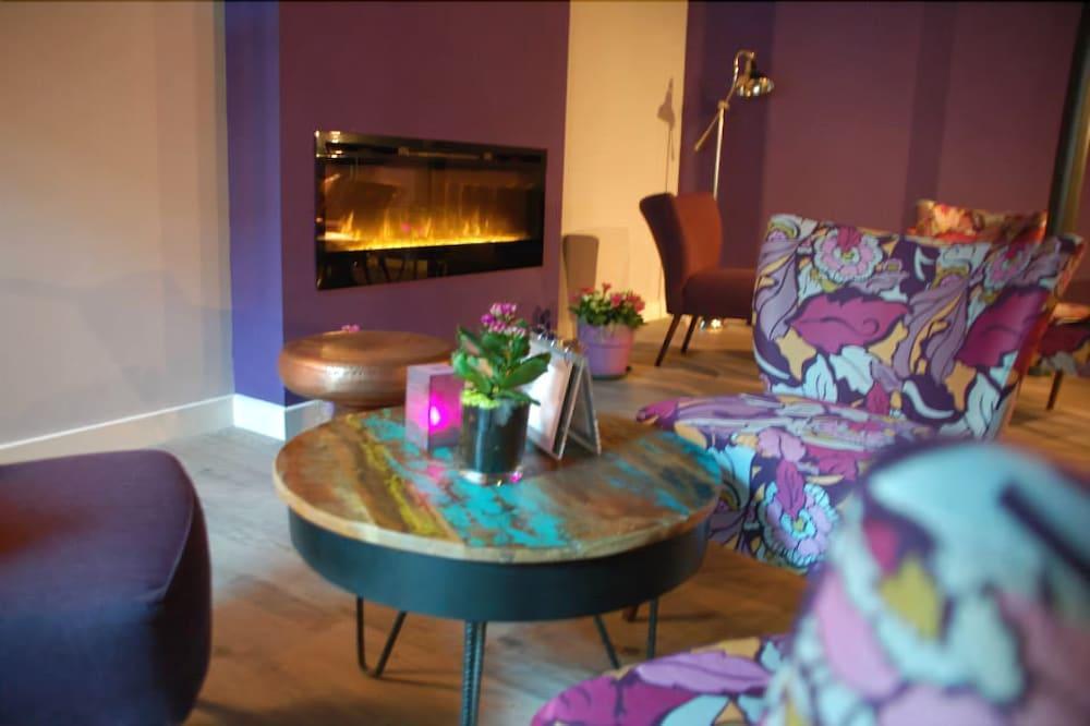 A-Hotel Oosterhout Оостерхаут Екстериор снимка