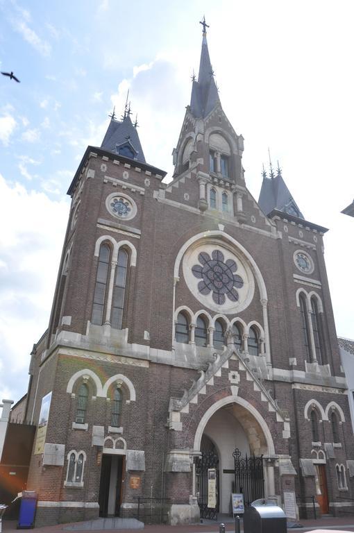 A-Hotel Oosterhout Оостерхаут Екстериор снимка