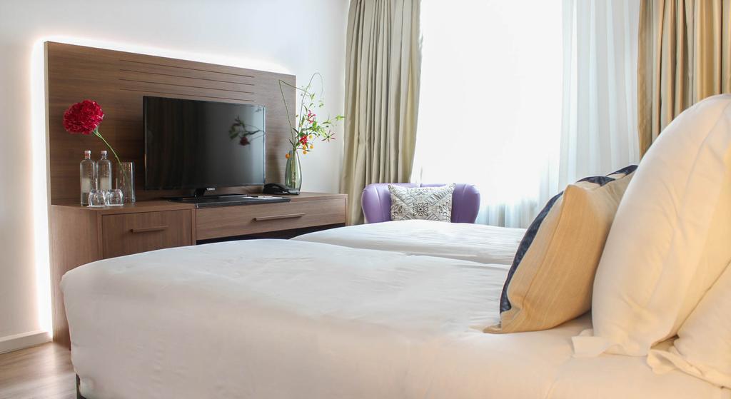 A-Hotel Oosterhout Оостерхаут Екстериор снимка